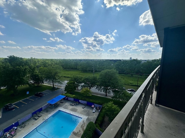 7033 N Kedzie Ave Unit 701, Chicago, IL 60645 - community pool with a view of rural / pastoral area