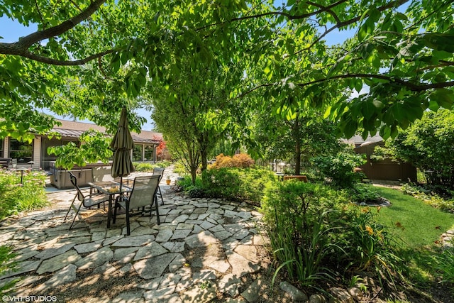 316 S Reuter Dr, Arlington Heights, IL 60005 - view of patio with outdoor dining space