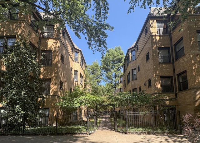76351/2 N Greenview Ave Unit 1S, Chicago, IL 60626 - view of building exterior