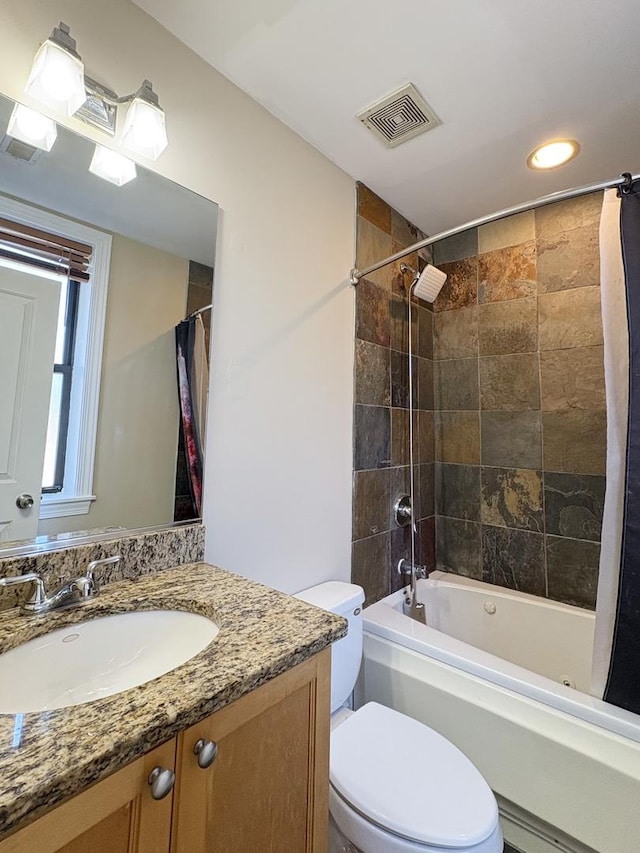 76351/2 N Greenview Ave Unit 1S, Chicago, IL 60626 - full bath with vanity, shower / bath combination with curtain, and recessed lighting