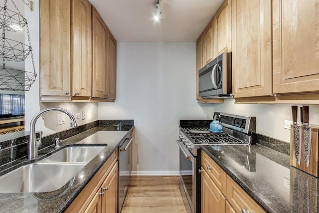 3900 N Fremont St Unit I, Chicago, IL 60613 - photo 12
