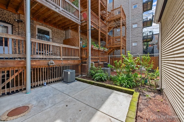 3516 N Reta Ave, Chicago, IL 60657 - view of patio