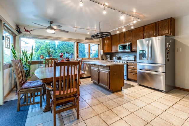 1520 W Beverly Cir, Hanover Park, IL 60133 - photo 4