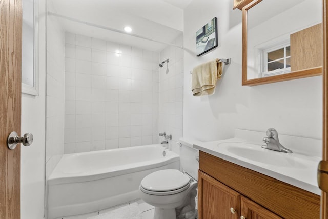 1207 W Busse Ave, Mount Prospect, IL 60056 - full bath with vanity and bathing tub / shower combination