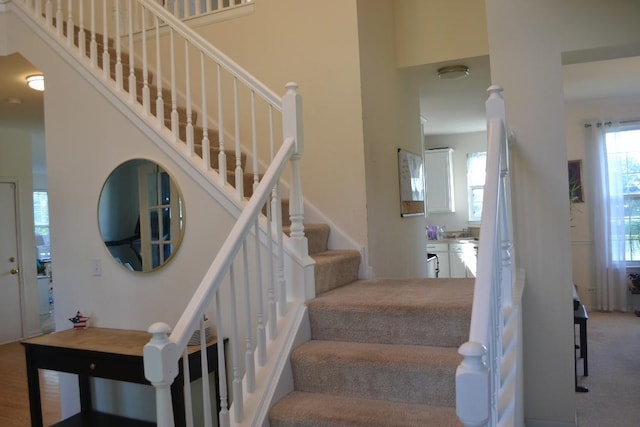 4355 Barharbor Dr, Lake In The Hills, IL 60156 - stairway featuring a high ceiling