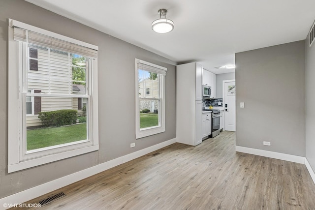 350 Meadow Ct, Vernon Hills, IL 60061 - photo 5