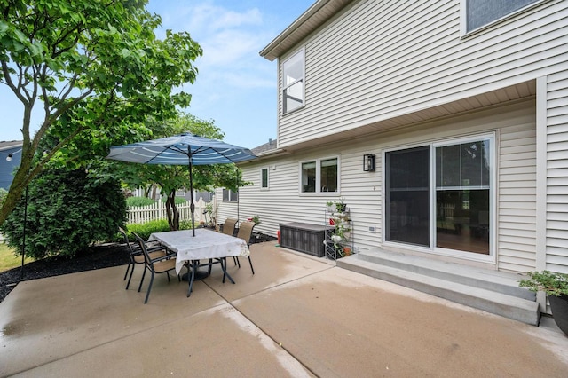 2311 Tremont Ave, Aurora, IL 60502 - view of patio featuring outdoor dining area