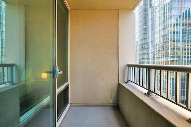 345 N La Salle Dr Unit 1010, Chicago, IL 60654 - view of balcony