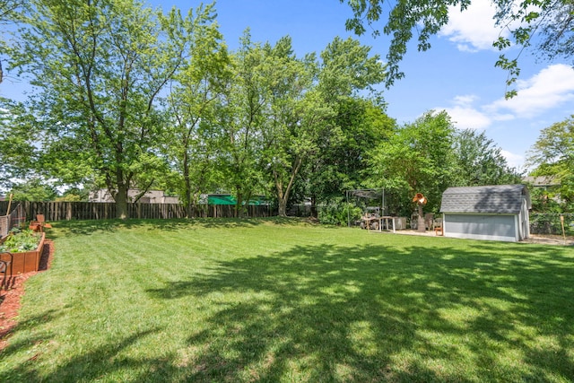 3850 Seaview Dr, Hanover Park, IL 60133 - fenced backyard featuring a shed