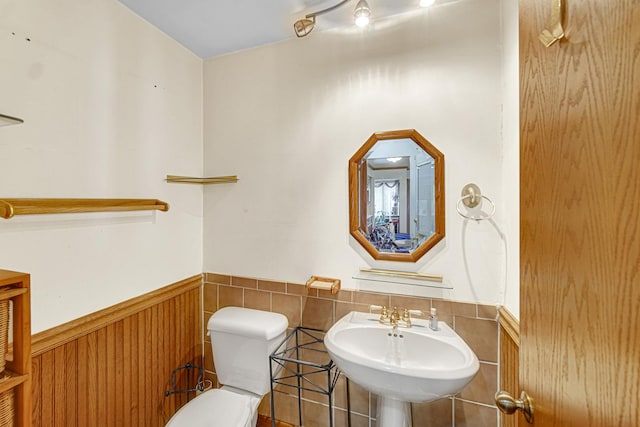 324 E 173rd Pl, South Holland, IL 60473 - bathroom featuring a wainscoted wall and toilet