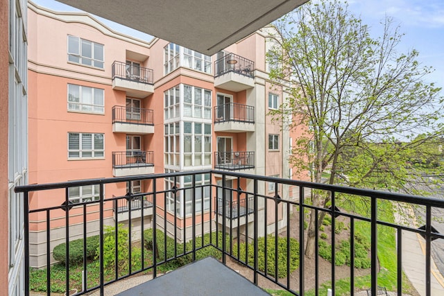 3100 Lexington Ln Unit 203, Glenview, IL 60026 - view of balcony