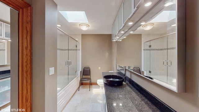 270 W Fremont Ave, Elmhurst, IL 60126 - full bath with a skylight, shower / bath combination with glass door, and vanity