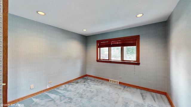 270 W Fremont Ave, Elmhurst, IL 60126 - spare room with carpet floors and recessed lighting