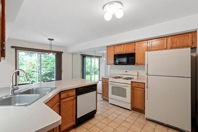 58 Cambridge Ave, Streamwood, IL 60107 - photo 9