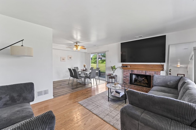 15808 Farm Hill Dr, Orland Park, IL 60462 - photo 4