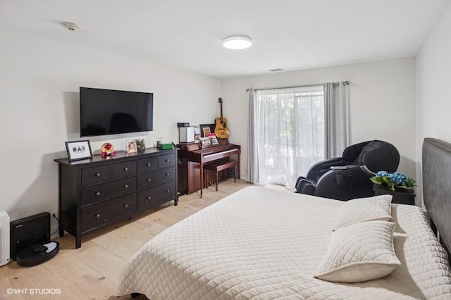 4050 Dundee Rd Unit 209, Northbrook, IL 60062 - bedroom featuring light wood-style floors