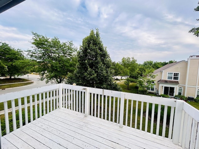 4797 Amber Cir, Hoffman Estates, IL 60192 - view of wooden terrace