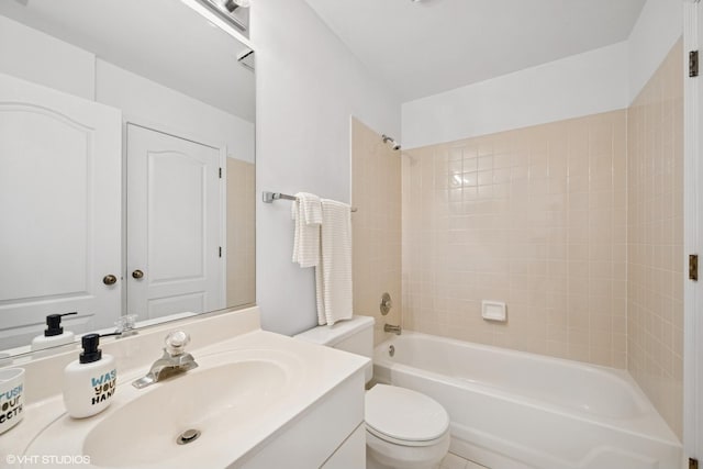 166 Willow Pkwy Unit 166, Buffalo Grove, IL 60089 - full bath featuring vanity and bathtub / shower combination