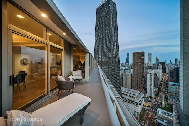 950 N Michigan Ave Unit 4904, Chicago, IL 60611 - balcony with a skyline view