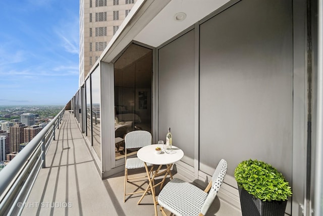 950 N Michigan Ave Unit 4904, Chicago, IL 60611 - balcony featuring a city view