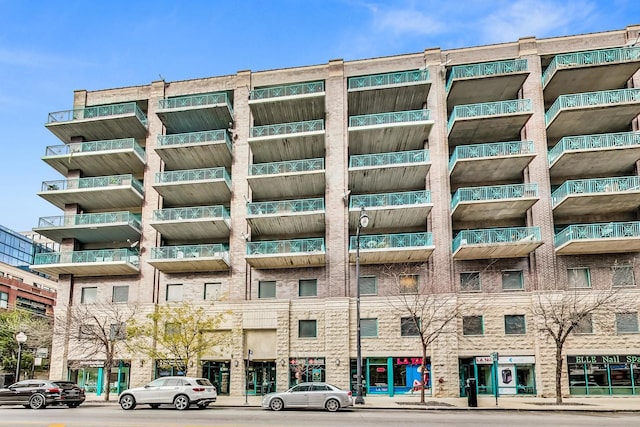 920 W Madison St Unit F8, Chicago, IL 60607 - view of apartment building / complex