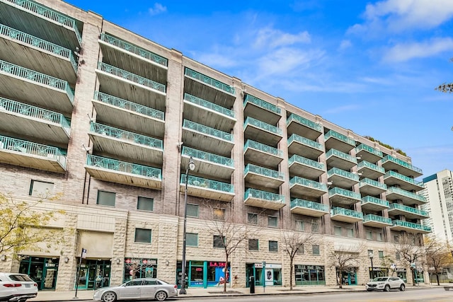 920 W Madison St Unit F8, Chicago, IL 60607 - view of apartment building / complex