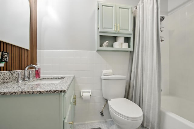 40474 N Glendale Ave, Beach Park, IL 60099 - full bath with vanity, tile walls, wainscoting, and shower / bathtub combination with curtain