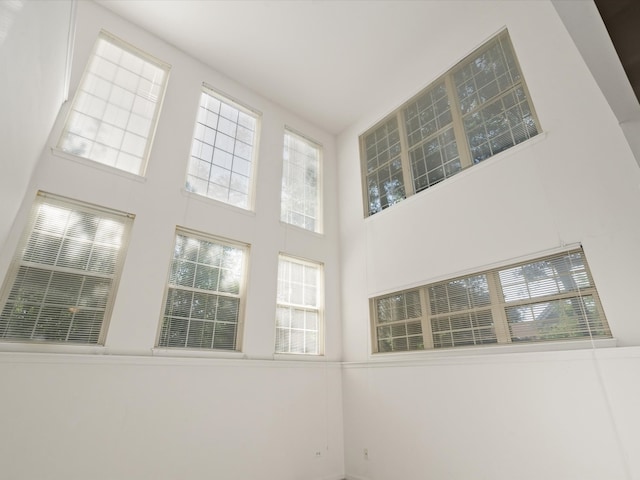 775 N Regis Ct, Palatine, IL 60067 - unfurnished sunroom featuring healthy amount of natural light