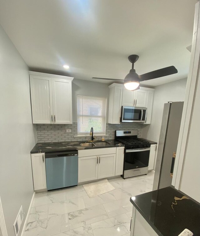 9129 S Carpenter St, Chicago, IL 60620 - photo 10
