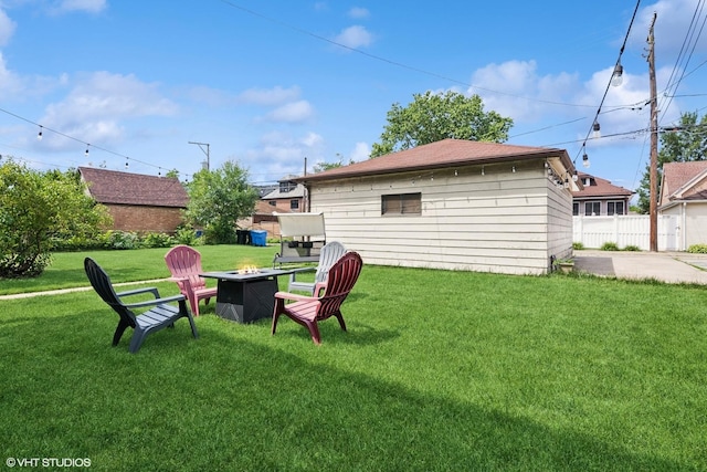 10536 S Artesian Ave, Chicago, IL 60655 - view of yard featuring a fire pit