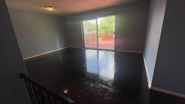 8027 Northway Dr, Hanover Park, IL 60133 - unfurnished room with baseboards