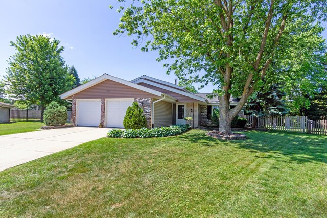 1150 Attleboro Ct, Schaumburg, IL 60193 - single story home featuring a garage and driveway