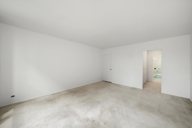 3150 N Lake Shore Dr Unit 14E, Chicago, IL 60657 - unfurnished room with light colored carpet