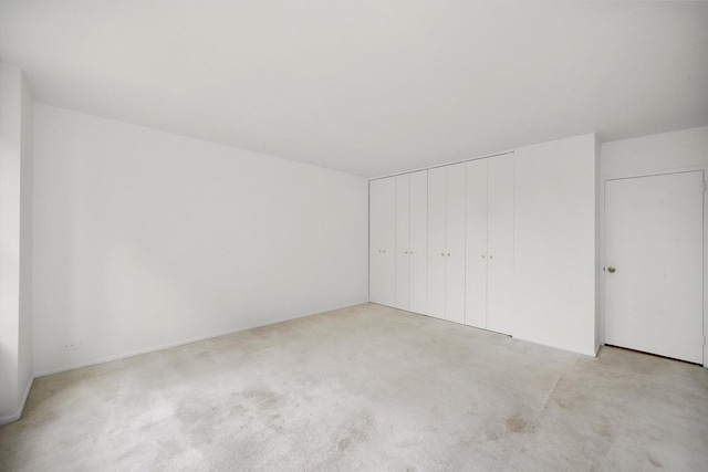 3150 N Lake Shore Dr Unit 14E, Chicago, IL 60657 - unfurnished bedroom featuring carpet and a closet