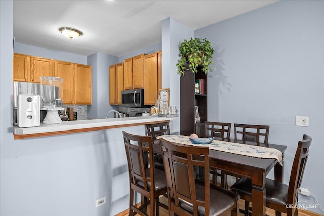 503 Huntington Ct Unit 503, Oswego, IL 60543 - view of dining space