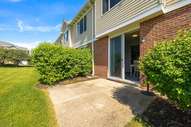 630 Legend Ln, Mchenry, IL 60050 - view of patio / terrace