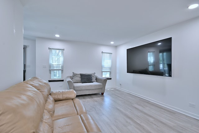 654 Kingsbridge Dr, Carol Stream, IL 60188 - living room with recessed lighting, wood finished floors, and healthy amount of natural light