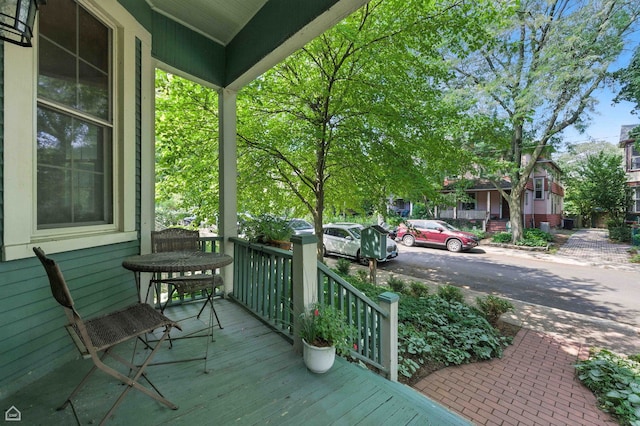 5729 S Harper Ave, Chicago, IL 60637 - view of wooden porch