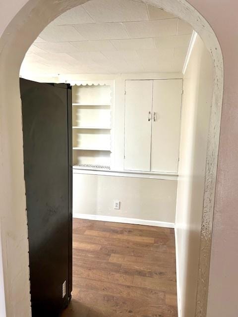 1226 175th St, East Hazel Crest, IL 60429 - hall with wood finished floors and arched walkways