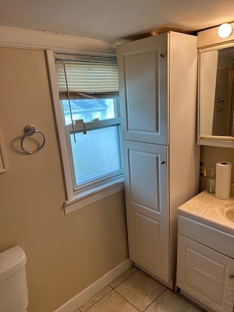 1226 175th St, East Hazel Crest, IL 60429 - bathroom featuring tile patterned floors and vanity