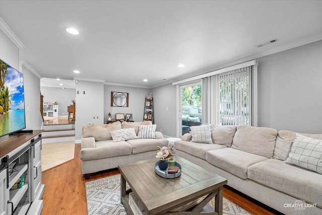 447 Newport Dr, Naperville, IL 60565 - living area featuring recessed lighting, light wood-style floors, and crown molding