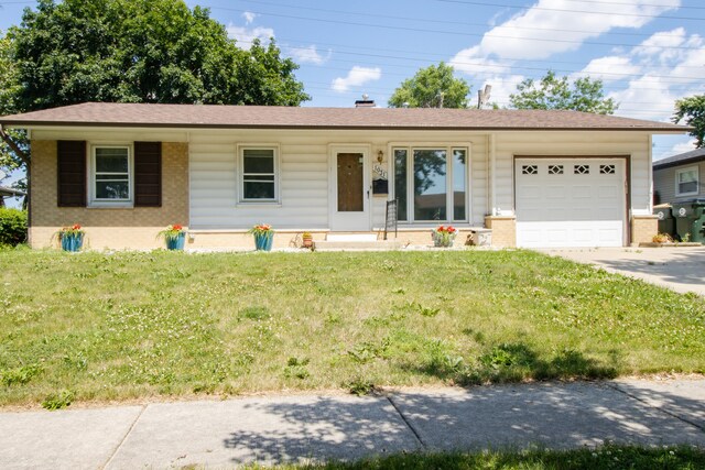 1031 Maple Ln, Elk Grove Village, IL 60007 - photo 1