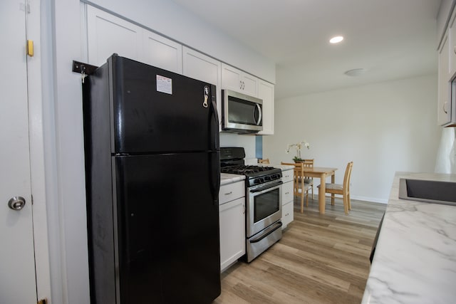 1031 Maple Ln, Elk Grove Village, IL 60007 - photo 7