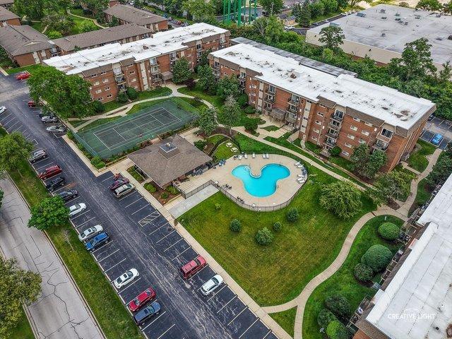 2300 Old Tavern Rd Unit 101, Lisle, IL 60532 - bird's eye view of a pool