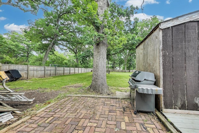 43173 N Lake Ave, Antioch, IL 60002 - fenced backyard featuring area for grilling and a patio
