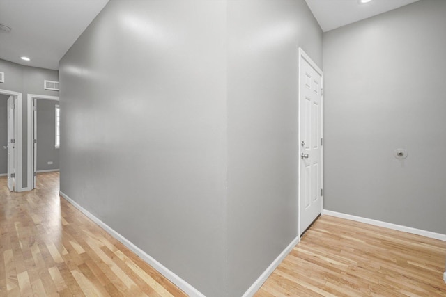 6139 S King Dr, Chicago, IL 60637 - hallway featuring light wood-style flooring and recessed lighting