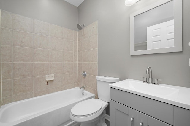 6139 S King Dr, Chicago, IL 60637 - bathroom with vanity and bathing tub / shower combination