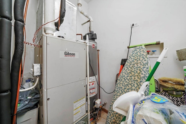 6139 S King Dr, Chicago, IL 60637 - utility room featuring heating unit