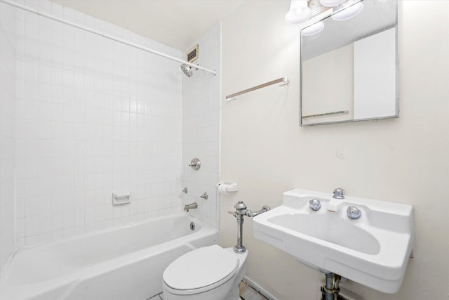 1450 E 55th Pl Unit 317S, Chicago, IL 60637 - full bath with bathing tub / shower combination and toilet