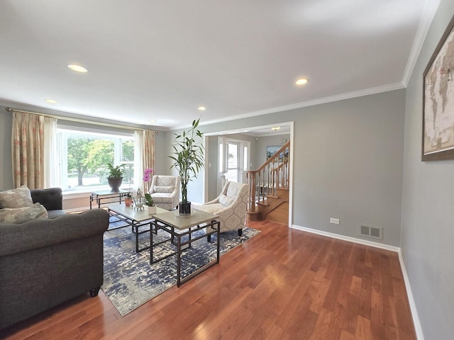 952 N Dexter Ln, Hoffman Estates, IL 60169 - photo 3